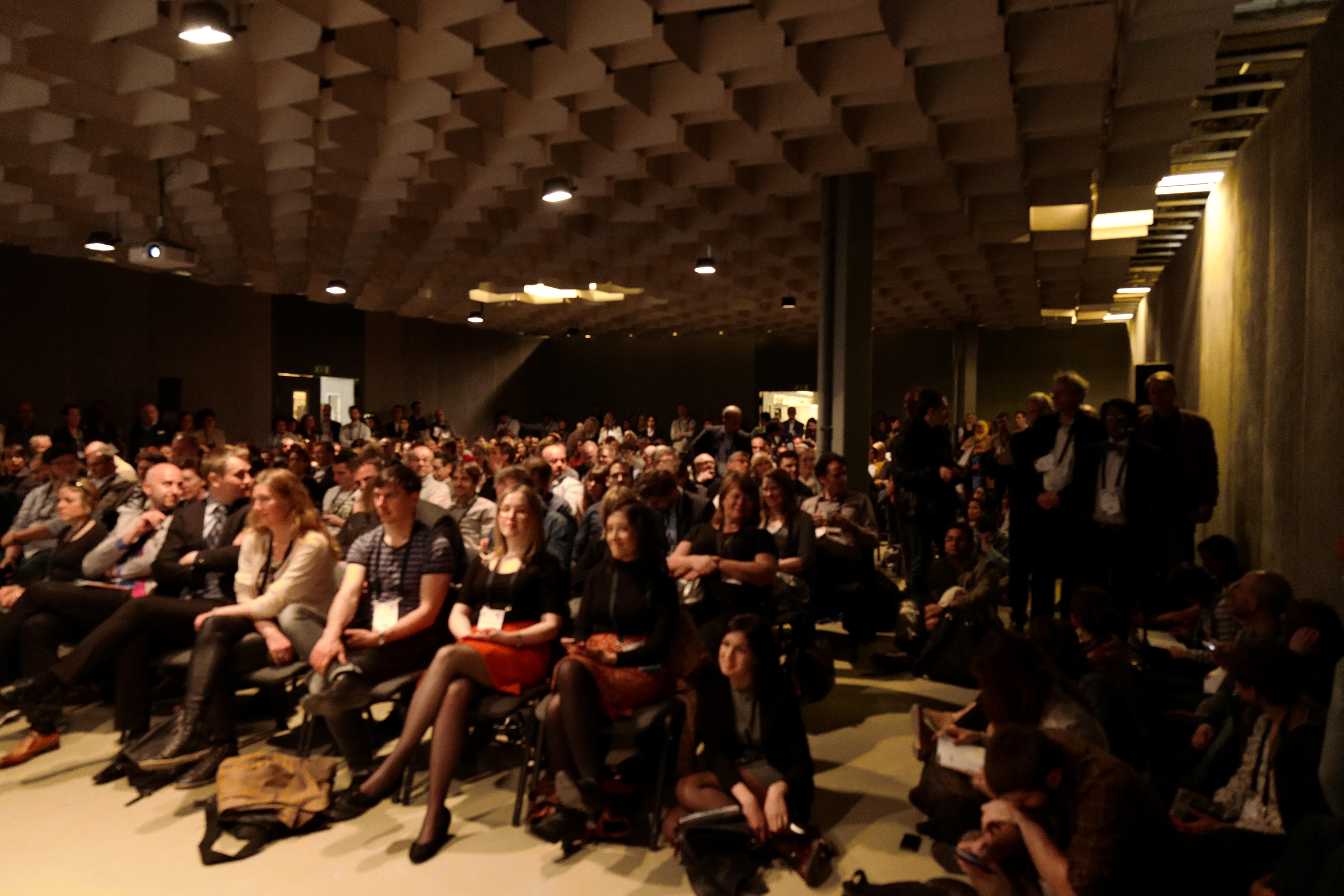 audiences awaits for presentation