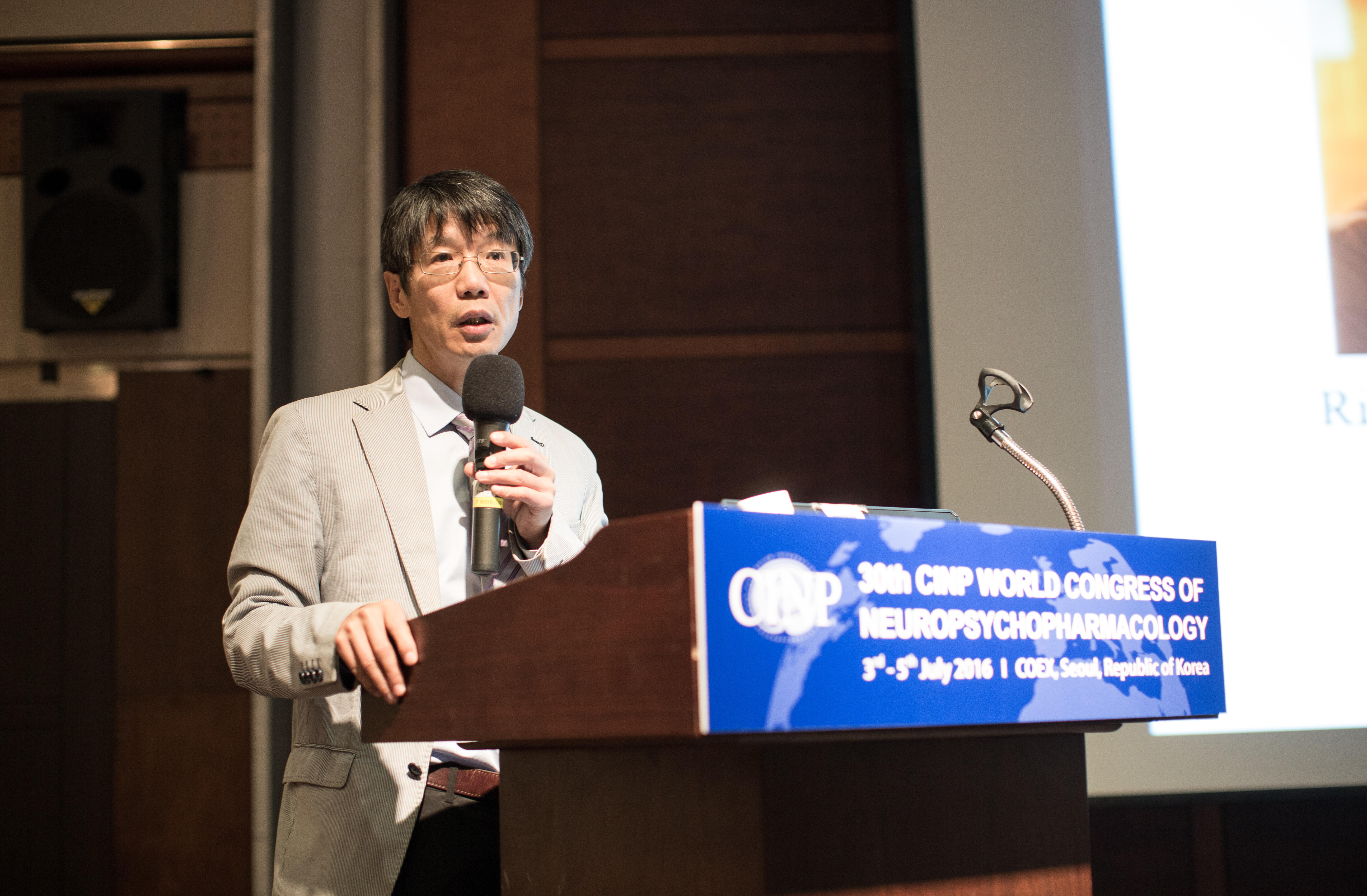 Professor Xiao-Jing Wang describes inhibitory cell circuits
